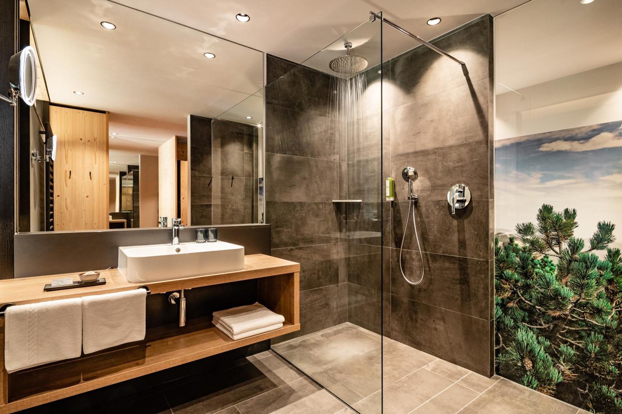 Taubers Bio Vitalhotel Chienes Exteriér fotografie